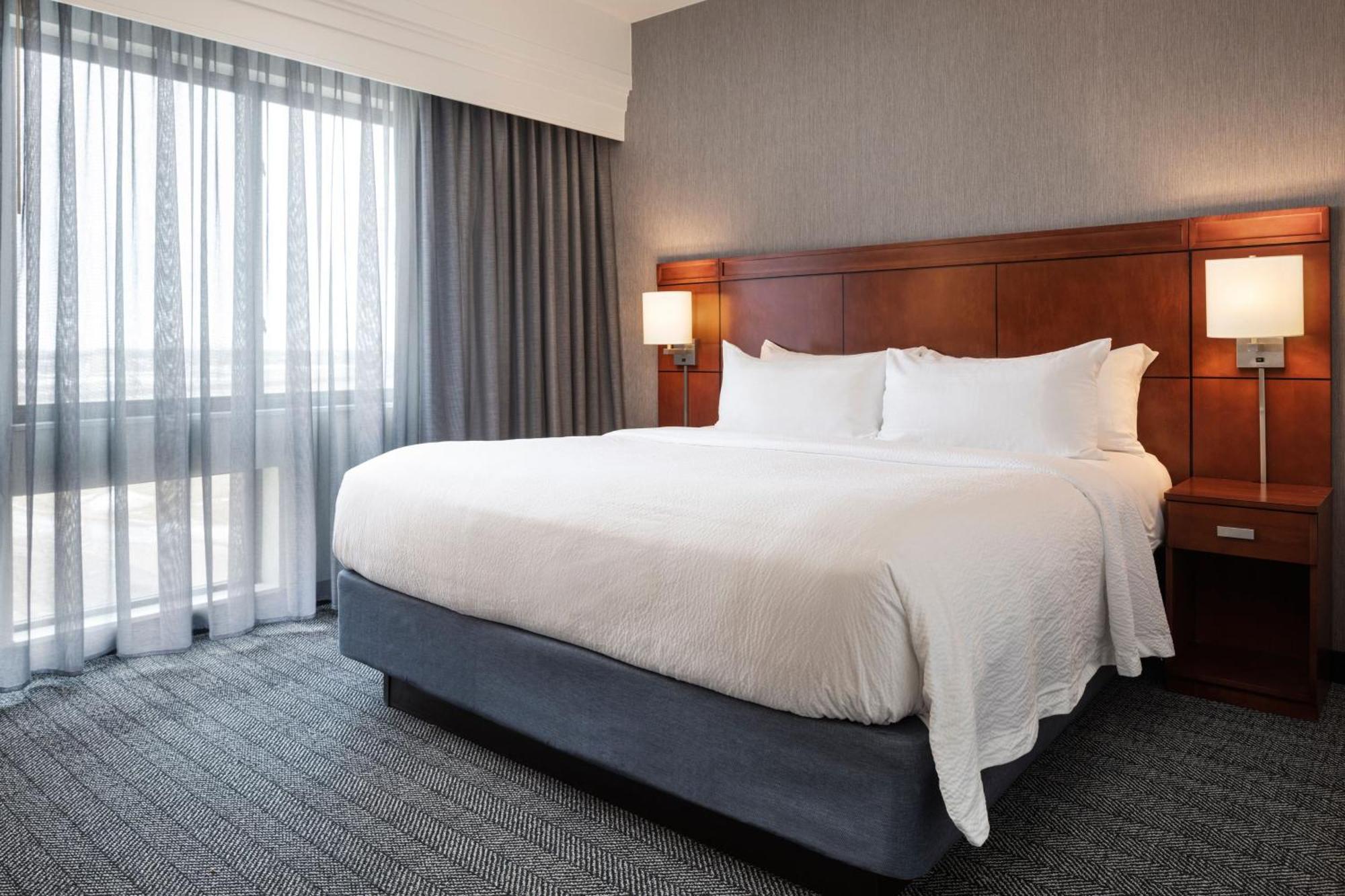 Courtyard Mankato Hotel&Event Center Esterno foto