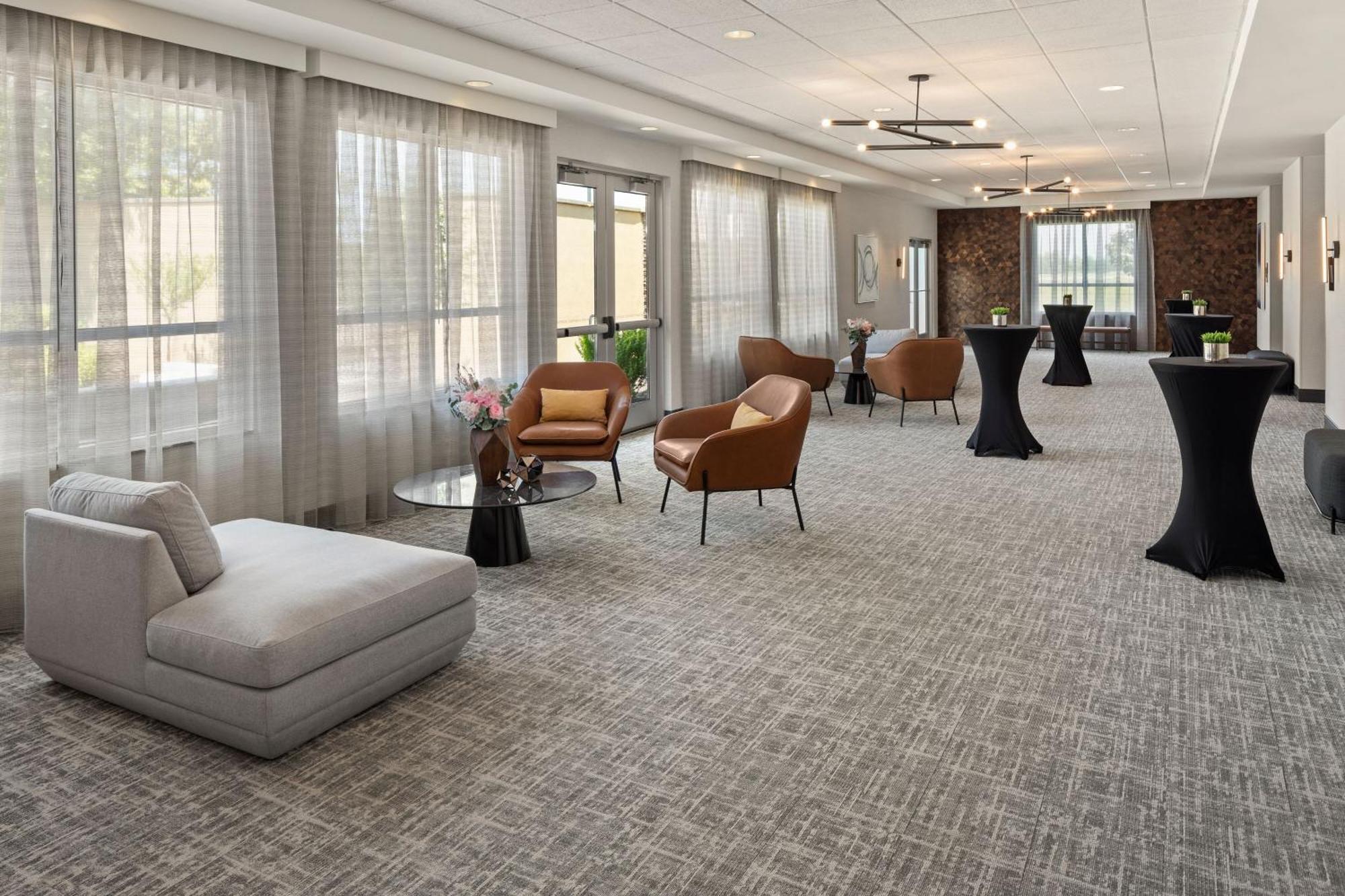 Courtyard Mankato Hotel&Event Center Esterno foto